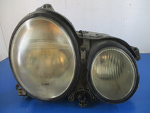 Load image into Gallery viewer, Frontscheinwerfer Mercedes-Benz W210 Xenon Rechts Scheinwerfer Headlight SCH2696038298tp
