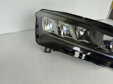 Laden Sie das Bild in den Galerie-Viewer, Frontscheinwerfer Skoda Enyaq 5LB941016 Full LED Rechts Scheinwerfer Headlight SCH2926293702fs