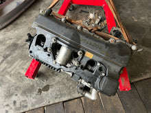 Load image into Gallery viewer, Motor BMW E90 N46B20B 2.0 2006 Benzin Engine Unkomplett MOT1589703211hx
