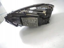 Laden Sie das Bild in den Galerie-Viewer, Frontscheinwerfer Mercedes-Benz W177 A1779060603 Rechts Scheinwerfer Headlight SCH7470407432mo