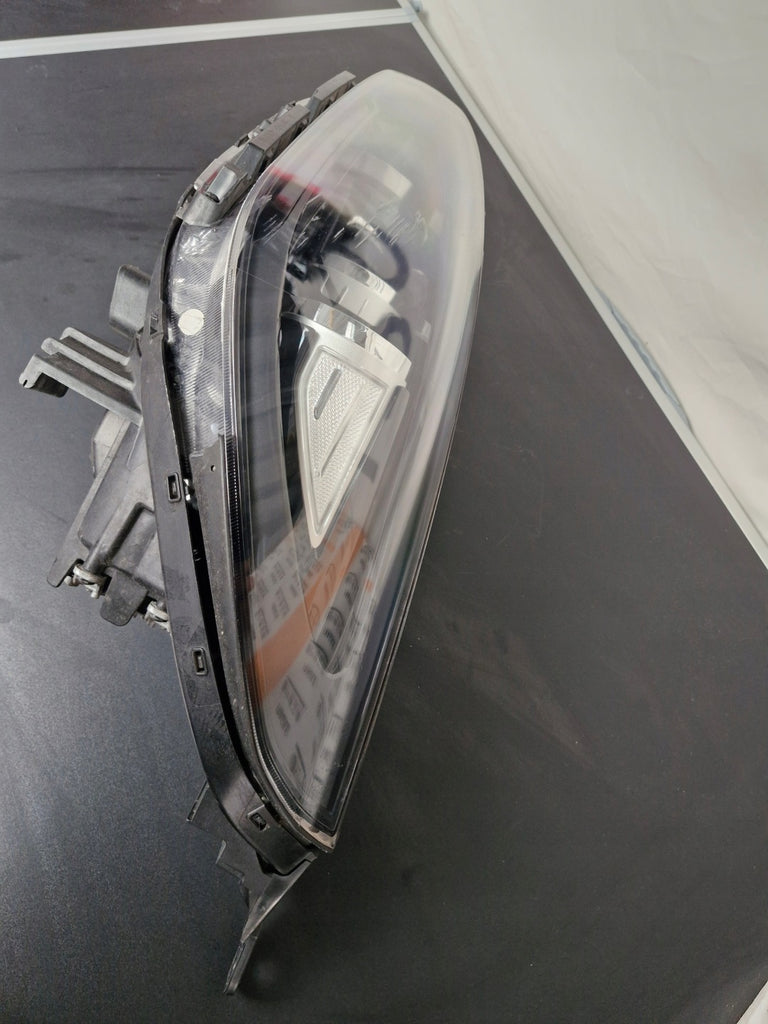 Frontscheinwerfer Hyundai I30 G4921-21-050 Links Scheinwerfer Headlight SCH3472961896sh