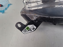 Load image into Gallery viewer, Frontscheinwerfer Toyota Yaris LED Rechts Scheinwerfer Headlight