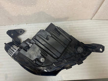 Load image into Gallery viewer, Frontscheinwerfer Opel Corsa F 39162653 Full LED Links Scheinwerfer Headlight SCH4518010690ui