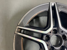 Laden Sie das Bild in den Galerie-Viewer, 1x Alufelge 18 Zoll 7.5&quot; 5x112 49ET A1774011500 Mercedes-Benz Rim Wheel