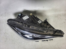 Laden Sie das Bild in den Galerie-Viewer, Frontscheinwerfer Mercedes-Benz Cla A1189068400 Rechts Scheinwerfer Headlight SCH7307174681le