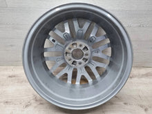 Laden Sie das Bild in den Galerie-Viewer, 1x Alufelge 18 Zoll 7.5&quot; 5x110 41ET Opel Astra J Rim Wheel