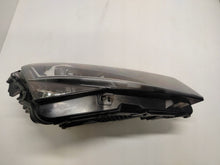 Laden Sie das Bild in den Galerie-Viewer, Frontscheinwerfer Skoda Superb III 3V1941016D Full LED Rechts Headlight