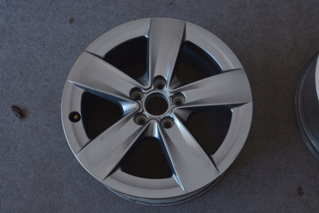 1x Alufelge 17 Zoll 7.5" 5x112 56ET Glanz Silber 8P0601025 Audi Rim Wheel