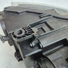 Laden Sie das Bild in den Galerie-Viewer, Frontscheinwerfer Seat Ateca 575941007D Full LED Ein Stück (Rechts oder Links)