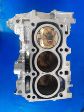 Load image into Gallery viewer, Motorblock Toyota Corolla Yaris Cross M15A 1.5 VVTI Benzin Unkomplett MOT1280782966nk