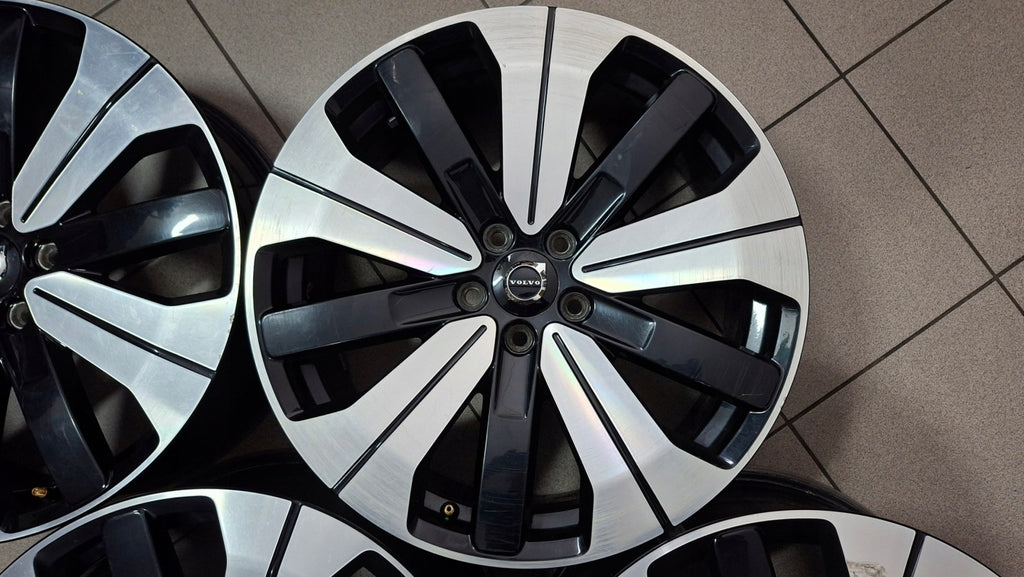 4x Alufelge 19 Zoll 7.5" 5x108 50 5ET Matt Schwarz 32143627 32143628 Volvo C40 FEL1535092863er