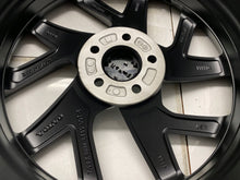 Laden Sie das Bild in den Galerie-Viewer, 4x Alufelge 18 Zoll 7.5" 5x108 45ET Glanz Silber 32209776 Volvo V60 I S60 Xc60 FEL1056787939hw