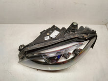 Laden Sie das Bild in den Galerie-Viewer, Frontscheinwerfer Mercedes-Benz W205 A2059068505KZ LED Links Headlight SCH3727790971xl