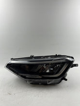 Laden Sie das Bild in den Galerie-Viewer, Frontscheinwerfer VW Taigo 2G7941005A LED Links Scheinwerfer Headlight SCH5115801075pt