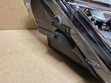 Load image into Gallery viewer, Frontscheinwerfer Seat Ateca 576941008F Rechts Scheinwerfer Headlight SCH9106782907rg