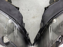Laden Sie das Bild in den Galerie-Viewer, Frontscheinwerfer BMW X5 E70 7221895 7221896 Xenon Ein Satz Headlight SCH9750033032mh
