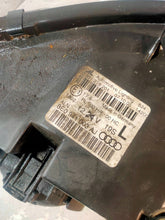 Laden Sie das Bild in den Galerie-Viewer, Frontscheinwerfer Audi 8E0941003AJ Links Scheinwerfer Headlight SCH6032530214jh