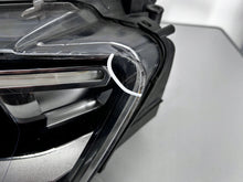 Laden Sie das Bild in den Galerie-Viewer, Frontscheinwerfer Audi Q3 8U0941005 Xenon Ein Stück (Rechts oder Links) SCH6179790425ij