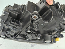 Laden Sie das Bild in den Galerie-Viewer, Frontscheinwerfer Skoda Scala 657941016A Full LED Rechts Scheinwerfer Headlight SCH2853065346iy