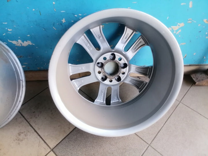 4x Alufelge 17 Zoll 7.5" 5x112 47ET Glanz Silber A2044017502 Mercedes-Benz W204 FEL8737838150bm