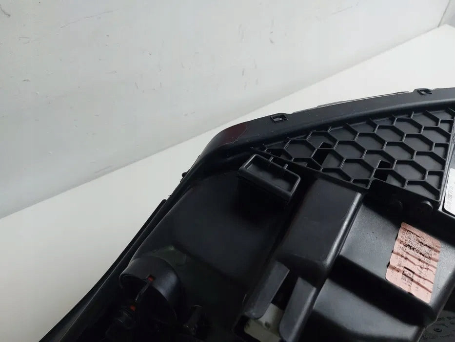 Frontscheinwerfer Kia Ceed 92102-J7051 92102-J7XXX J791-22040 J792111020 Rechts