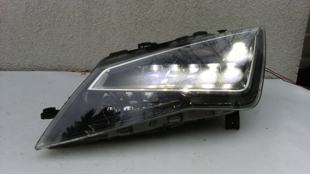 Frontscheinwerfer Seat Leon 5F1941007B LED Links Scheinwerfer Headlight