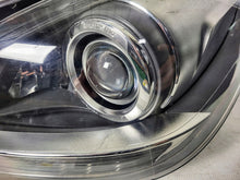 Load image into Gallery viewer, Frontscheinwerfer Mercedes-Benz W204 A2048204339 Xenon Links Headlight SCH9295304920ya