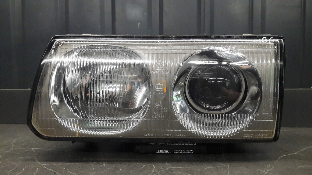 Frontscheinwerfer Mitsubishi Delica 100-37619 Links Scheinwerfer Headlight