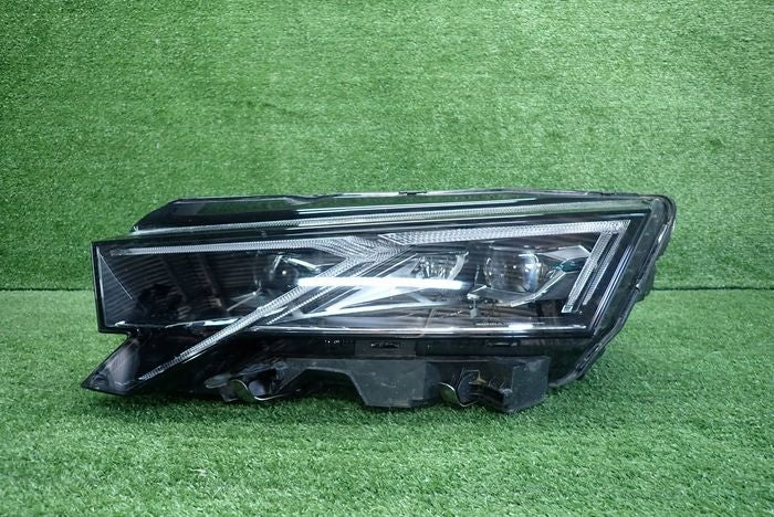 Frontscheinwerfer Skoda Octavia IV 5E4941035 Links Scheinwerfer Headlight SCH2993543872xt