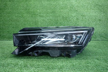Laden Sie das Bild in den Galerie-Viewer, Frontscheinwerfer Skoda Octavia IV 5E4941035 Links Scheinwerfer Headlight SCH2993543872xt