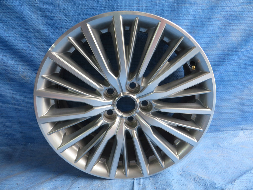 1x Alufelge 18 Zoll 7.0" 5x114.3 38ET Mitsubishi Outlander Rim Wheel