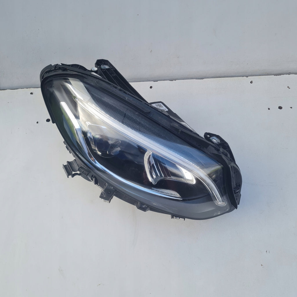 Frontscheinwerfer Mercedes-Benz W246 A2469067001 LED Rechts Headlight