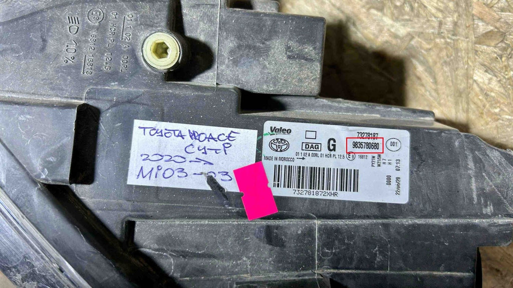 Frontscheinwerfer Toyota Proace City Box 9835780680 Rechts oder Links