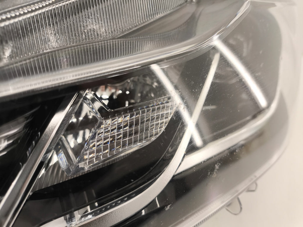 Frontscheinwerfer Toyota Corolla 81150-02T31-00 Links Scheinwerfer Headlight SCH5913895852wm
