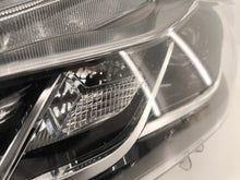 Laden Sie das Bild in den Galerie-Viewer, Frontscheinwerfer Toyota Corolla 81150-02T31-00 Links Scheinwerfer Headlight SCH5913895852wm