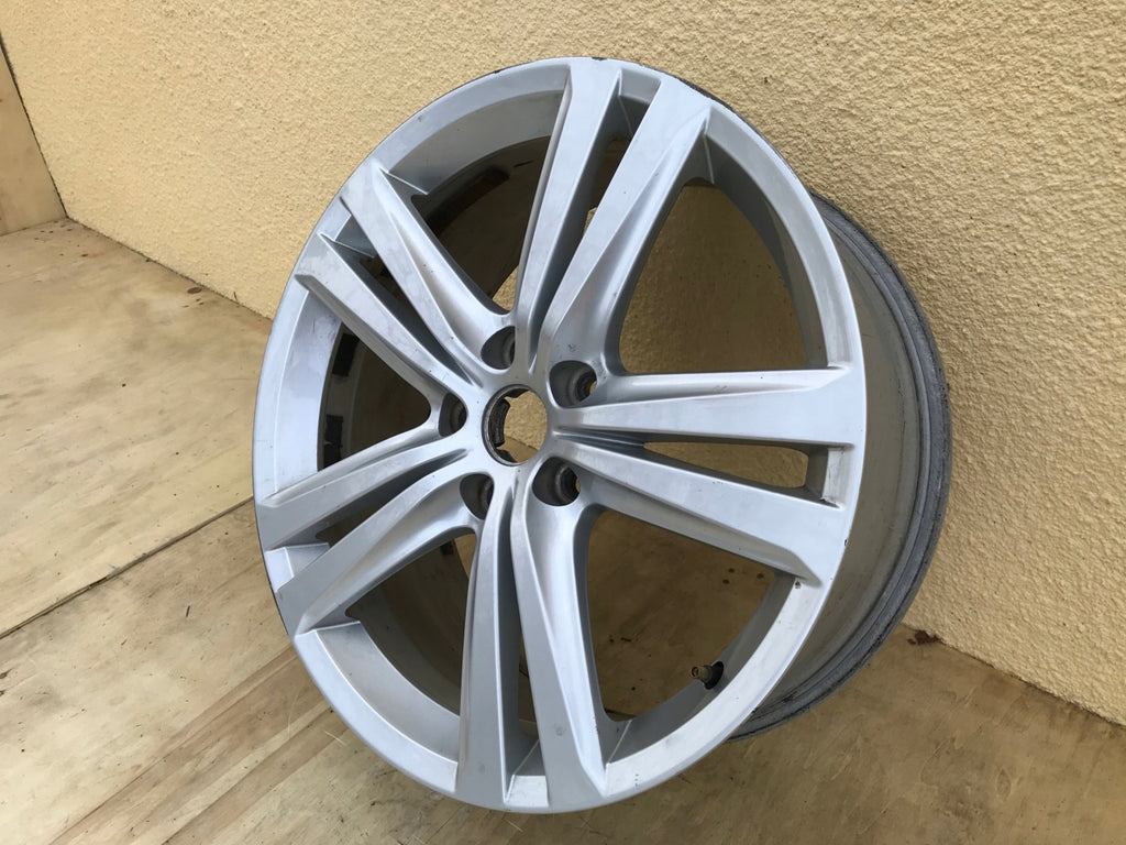 1x Alufelge 18 Zoll 7.5" 5x112 51ET Glanz 5F0601025J Seat Leon Rim Wheel FEL7692569516at