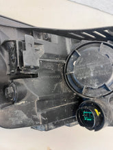 Laden Sie das Bild in den Galerie-Viewer, Frontscheinwerfer Hyundai I30 III 92101-G4XXX 48602134519 Full LED Links SCH3073553409ec