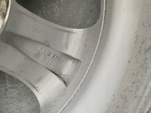 Laden Sie das Bild in den Galerie-Viewer, 1x Alufelge 16 Zoll 7.0" 5x120 34ET Glanz Silber 6775594 BMW E91 E90 Rim Wheel FEL7992408617kf