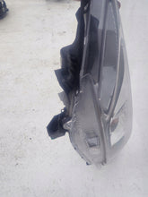 Laden Sie das Bild in den Galerie-Viewer, Frontscheinwerfer Mitsubishi Eclipse Cross LED Rechts Scheinwerfer Headlight