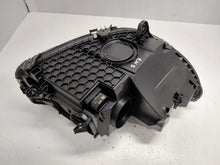 Laden Sie das Bild in den Galerie-Viewer, Frontscheinwerfer Mercedes-Benz W206 A2069063903 Full LED Links Headlight SCH9446824737dw