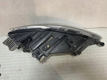 Laden Sie das Bild in den Galerie-Viewer, Frontscheinwerfer Seat Leon 5F1941007D Full LED Links Scheinwerfer Headlight SCH7865033716tn