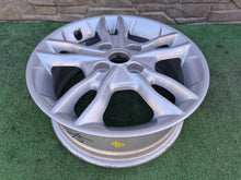 Laden Sie das Bild in den Galerie-Viewer, 1x Alufelge 15 Zoll 4x108 E1BJ1007AA Ford Fiesta I Rim Wheel FEL6022733393dy