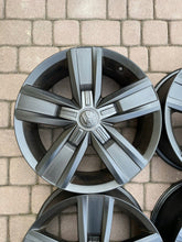 Load image into Gallery viewer, 4x Alufelge 17 Zoll 7.0" 5x120 55ET Matt Schwarz 7E0601025P VW Multivan FEL5125066094mj