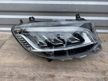 Laden Sie das Bild in den Galerie-Viewer, Frontscheinwerfer Mercedes-Benz Sprinter A9109065800 90139119AF Rechts Headlight
