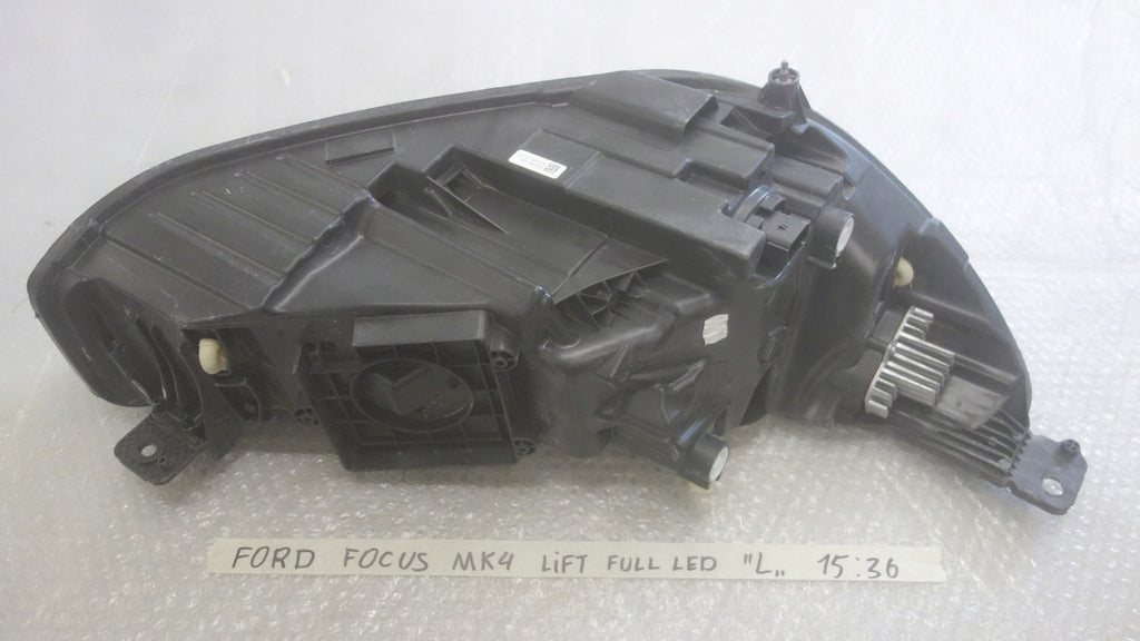 Frontscheinwerfer Ford Focus NX7B-13E015-CF LED Ein Stück (Rechts oder Links) SCH1949737254zt