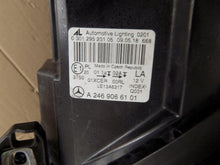 Laden Sie das Bild in den Galerie-Viewer, Frontscheinwerfer Mercedes-Benz W246 A2469066101 Full LED Links Headlight SCH6702775623xv