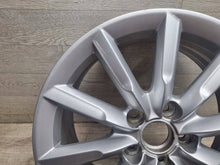 Laden Sie das Bild in den Galerie-Viewer, 1x Alufelge 17 Zoll 5x112 Schwarz 8U0601025B Audi Q3 Rim Wheel FEL3617721642vo