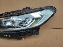 Laden Sie das Bild in den Galerie-Viewer, Frontscheinwerfer Ford Mondeo DS73-13W030-FA Links Scheinwerfer Headlight