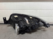 Laden Sie das Bild in den Galerie-Viewer, Frontscheinwerfer BMW 3 E91 E90 7202583 7202584 Ein Satz Scheinwerfer Headlight SCH9172398168nu