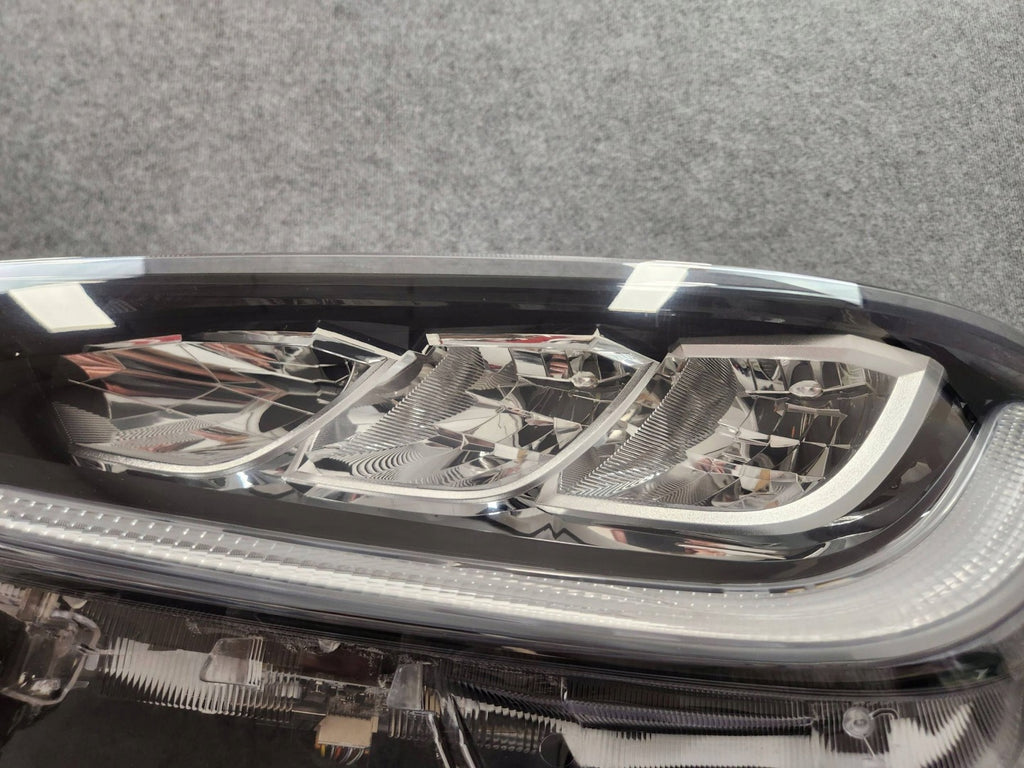 Frontscheinwerfer Toyota Yaris K08SCZ 0013619K08 LED Links Headlight SCH8439207956ck